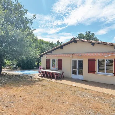Lovely Home In Courry With House A Mountain View Courry