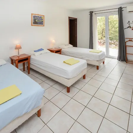 Lovely Home In Courry With House A Mountain View * Courry